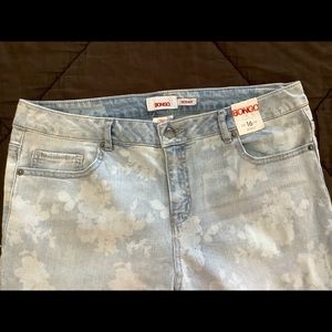 Bongo Skinny Jeans size 16 in Juniors